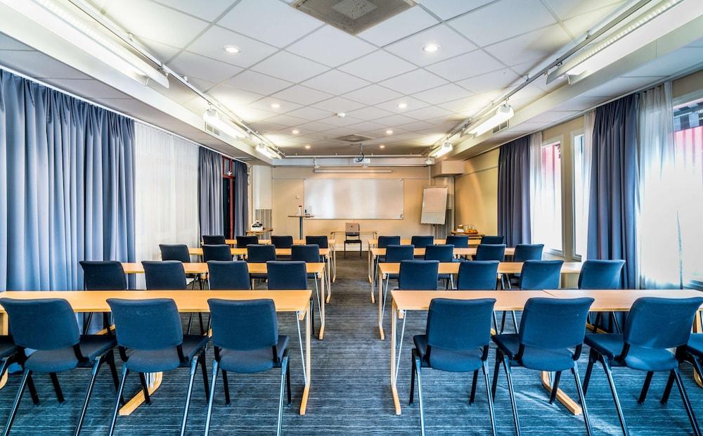 Scandic Gaevle Vaest Екстер'єр фото
